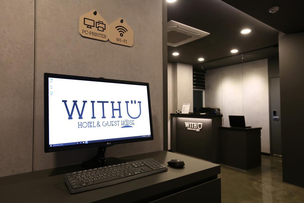 With U Hotel & Guesthouse Сокчо Екстериор снимка